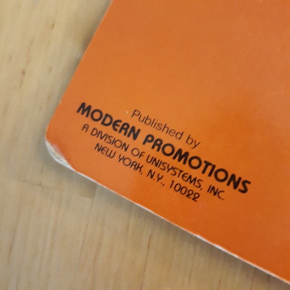 Vintage Collectible Alice In Wonderland - Picture 5 of 16